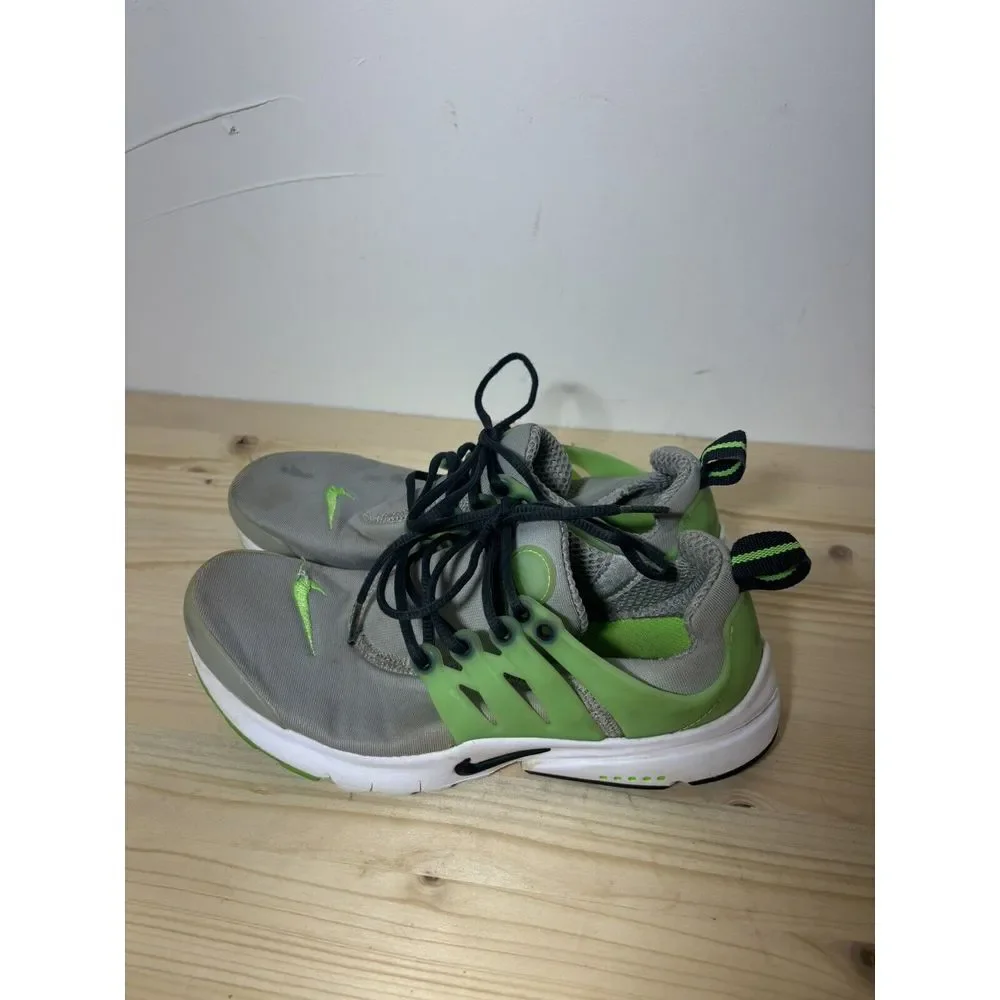 Nike Big Kids Presto Size‎ 4Y LT Smoke Grey Black Green U21